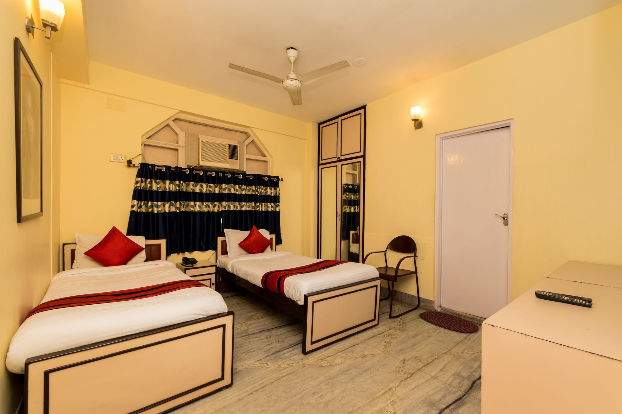 Super Hotel O Alipore Near Chetla Formerly Alipore Guest House Alīpur Exteriér fotografie